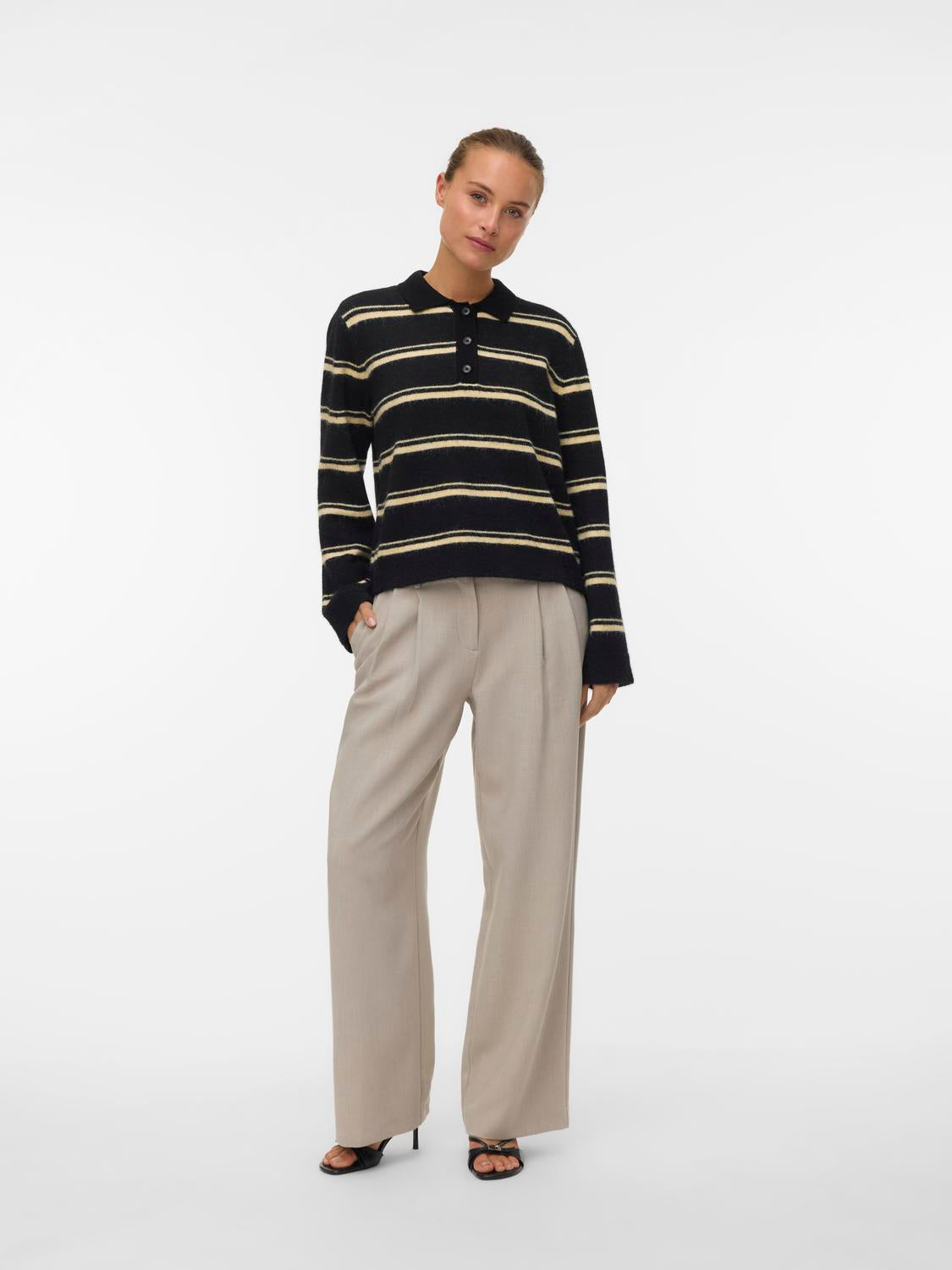 model_shot-front